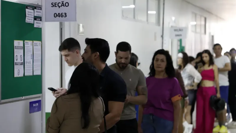 TSE: dados sobre comparecimento de eleitores estão em processamento