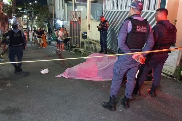 Homem é perseguido por bandidos e morto a tiros ao chegar em casa