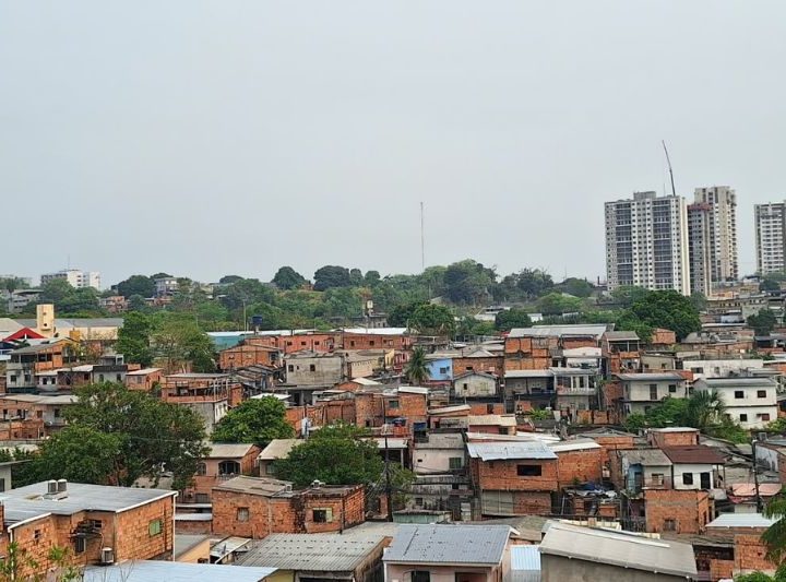 Qualidade do ar melhora em Manaus, mas população deve manter cuidados