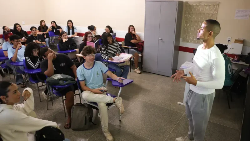 Enem 2026: inscrito automaticamente deve escolher idioma da prova