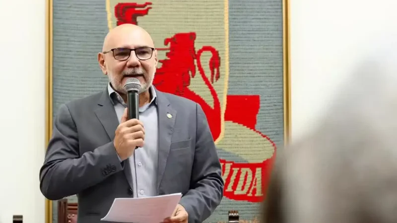 Reitor da UFPE estima prejuízo de incêndio em cerca R$ 100 milhões